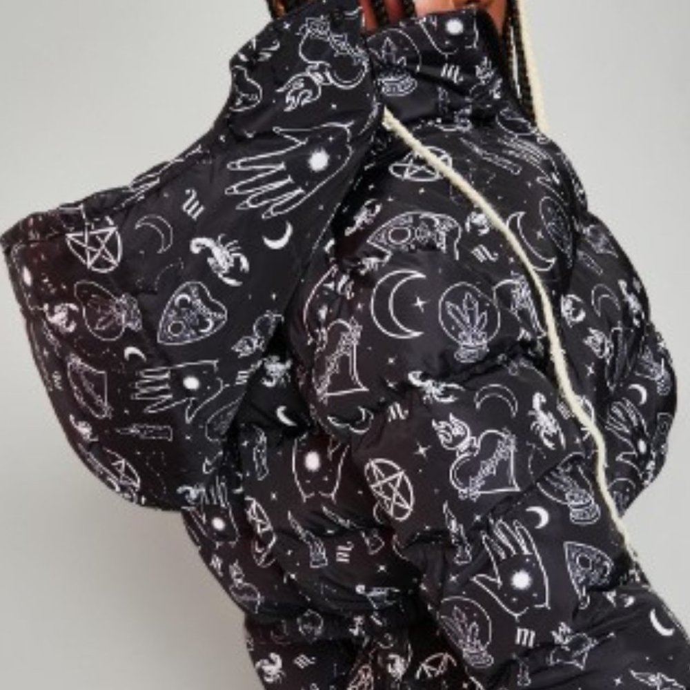 BNWT HOROSCOPEZ Playing With Magic Jacket